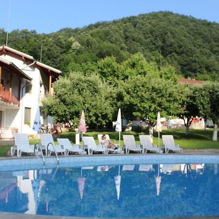 By The River Hotel Complex Balkanets  Luaran gambar