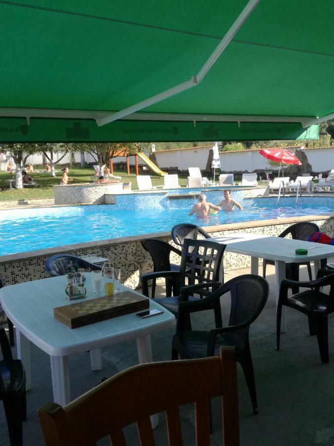 By The River Hotel Complex Balkanets  Luaran gambar