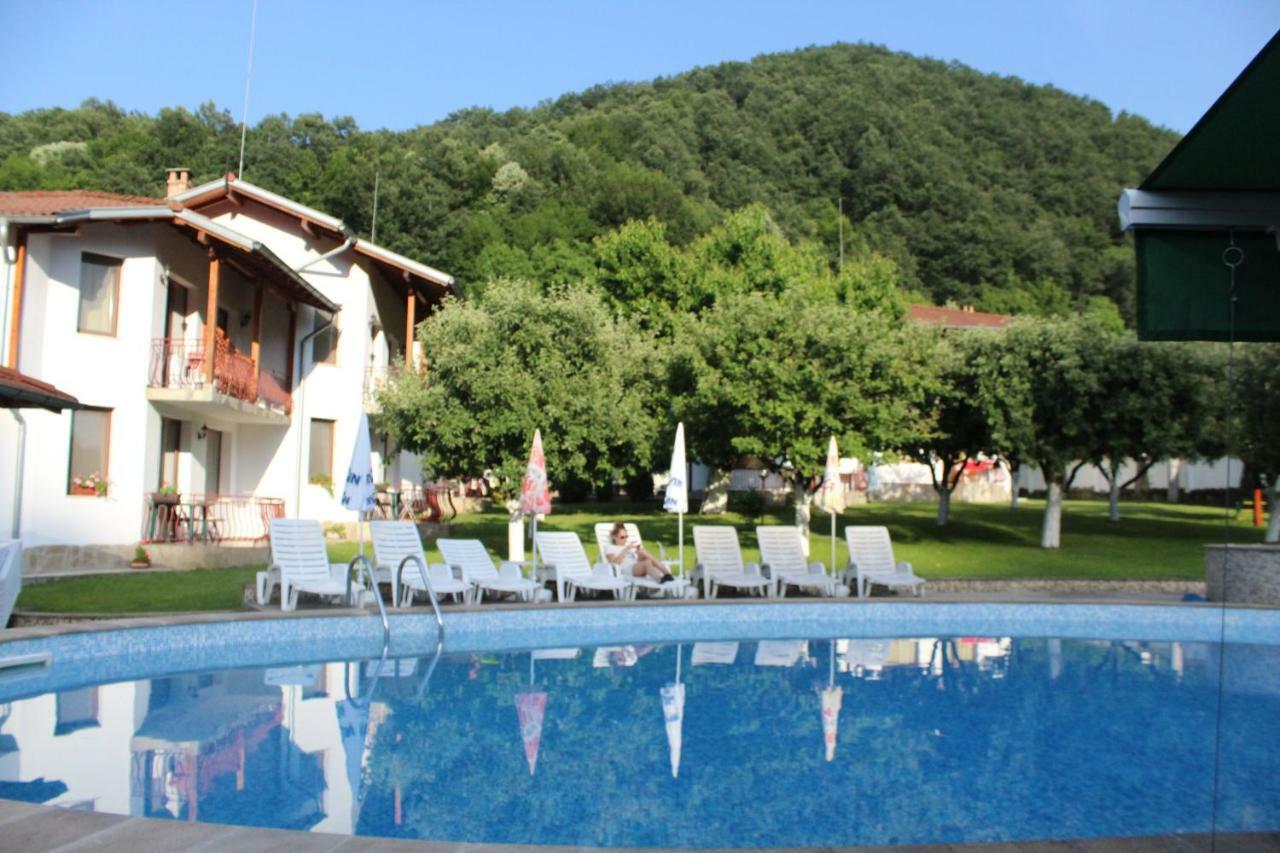 By The River Hotel Complex Balkanets  Luaran gambar