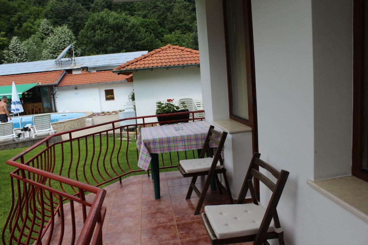 By The River Hotel Complex Balkanets  Luaran gambar
