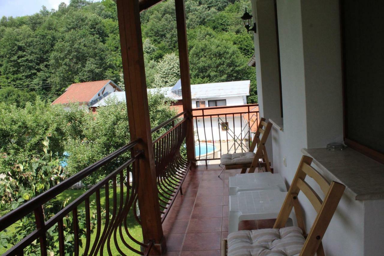 By The River Hotel Complex Balkanets  Luaran gambar