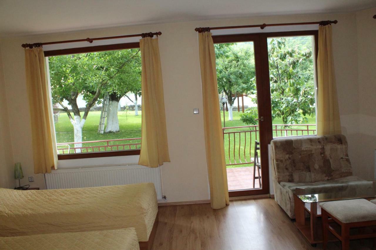 By The River Hotel Complex Balkanets  Luaran gambar